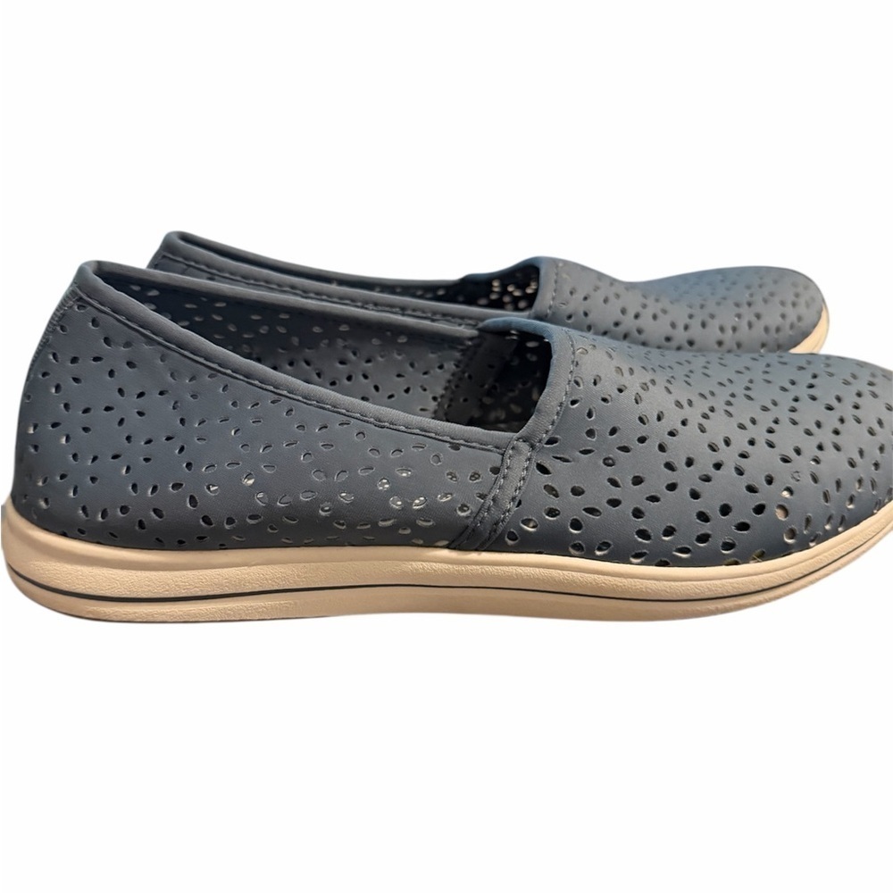 Clark’s Emily Blue Size 10 M Store Return GENTLY USED Box Included Cloud Stepper